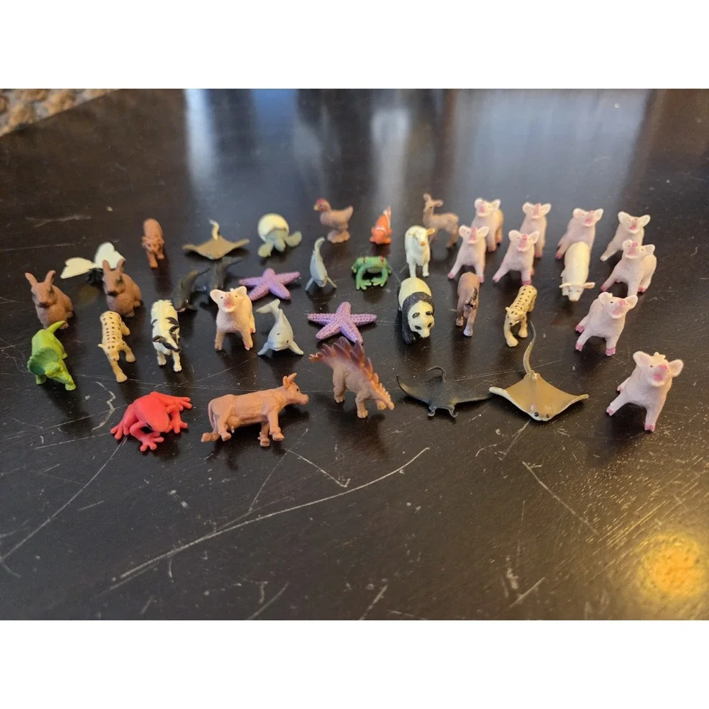 Miniature Animal‎ Trinket Lot